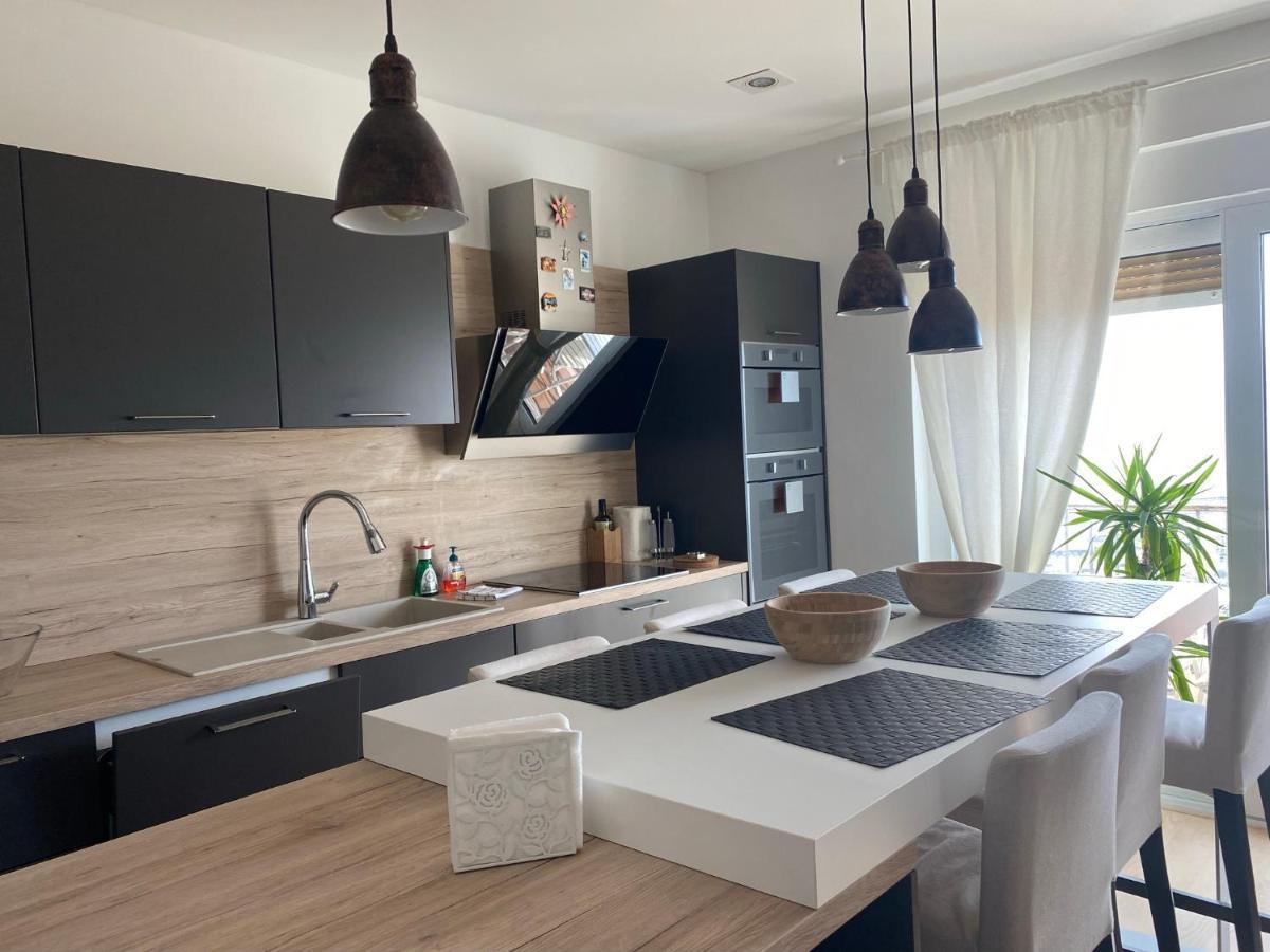 Linden Trsat With Balcony Apartment Рийека Екстериор снимка